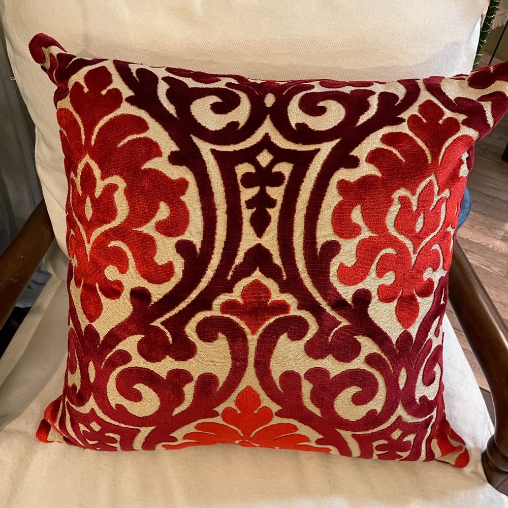 Bold Print Pillow Cover